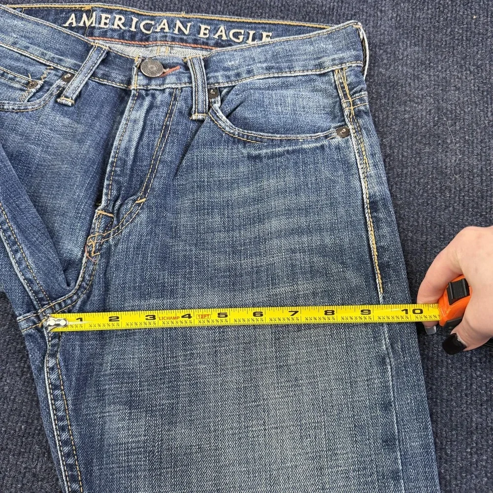 American Eagle Jeans Womens 26x28 Medium Wash Blue Denim Relaxed Straight Casual - Picture 11 of 13